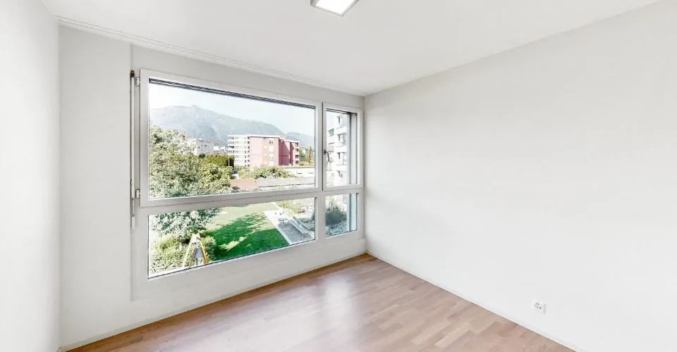 Residenza Laville: moderno, grandi vetrate e terrazzo coperto – foto 8 di 11