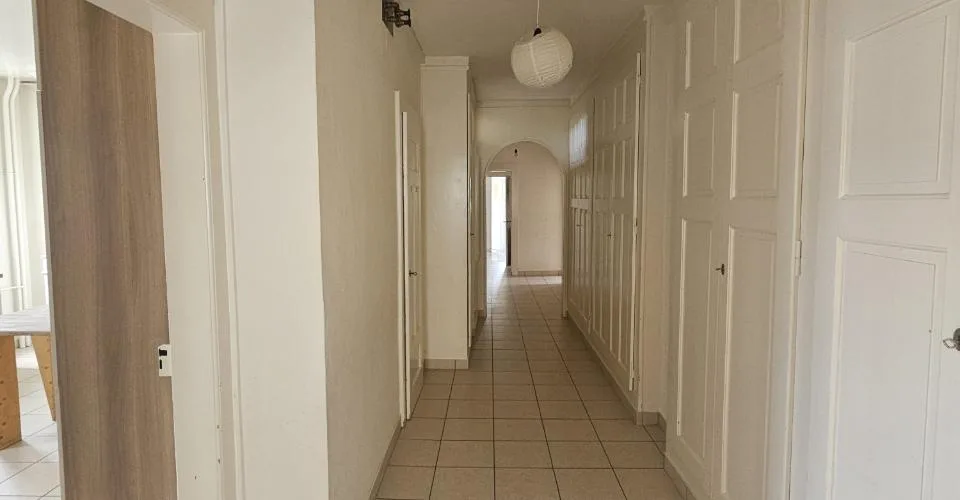 Appartement de 6.5 pièces – Foto 3 von 14