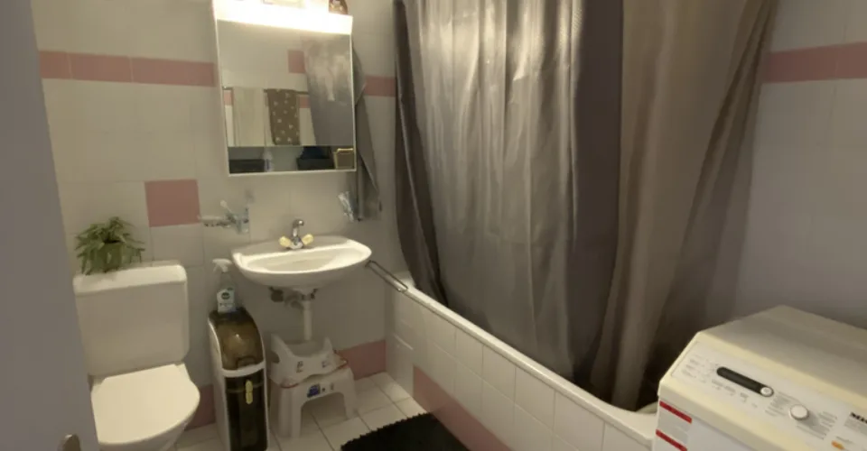 Joli appartement de 3 pièces et demi avec balcon – Foto 4 von 4
