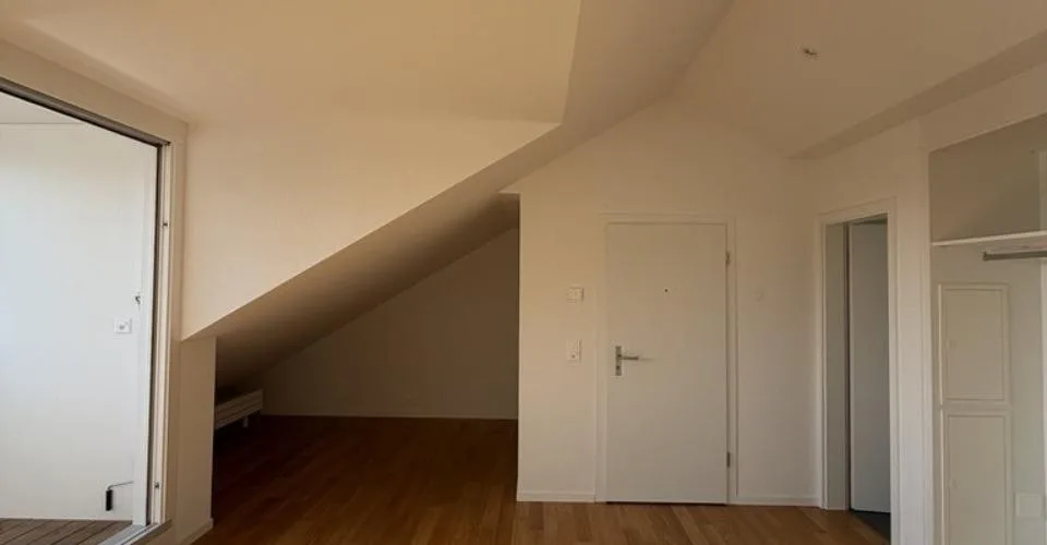 Sonnige Wohnung mit Ausblick ins Weite! – Foto 3 von 8
