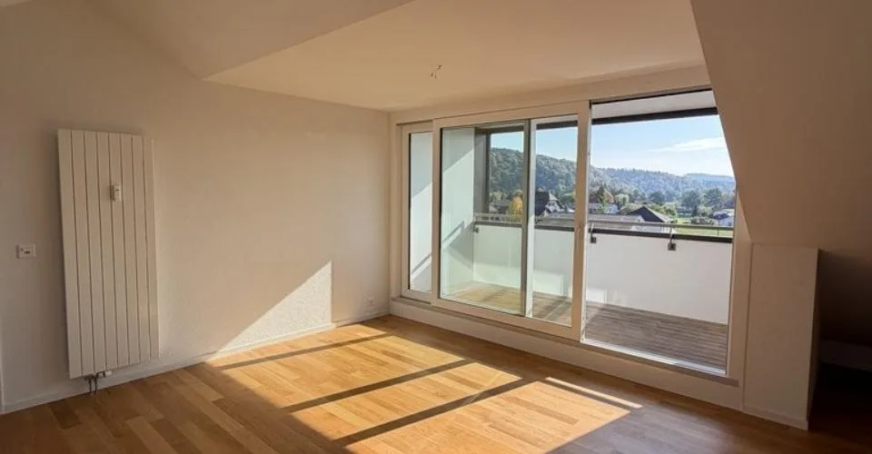 Sonnige Wohnung mit Ausblick ins Weite! – Foto 2 von 8