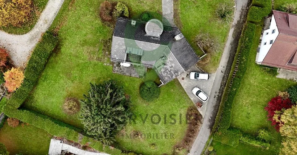 Maison d'architecte avec cachet et potentiel - à rafraîchir – Foto 5 von 11