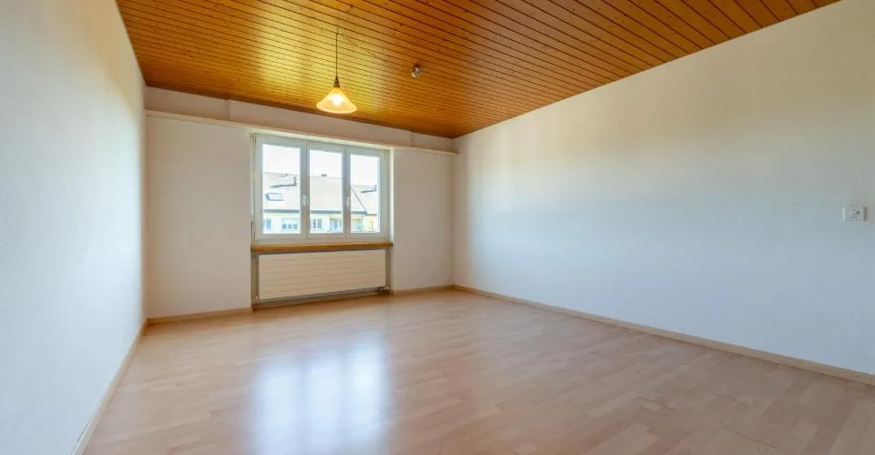 Zeitlose Wohnqualität mit Licht, Ruhe und Freiraum – Foto 5 von 8