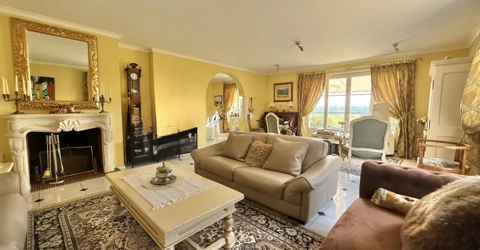 En exclusivité superbe villa individuelle en bordure de zone agricole – photo 6 sur 13
