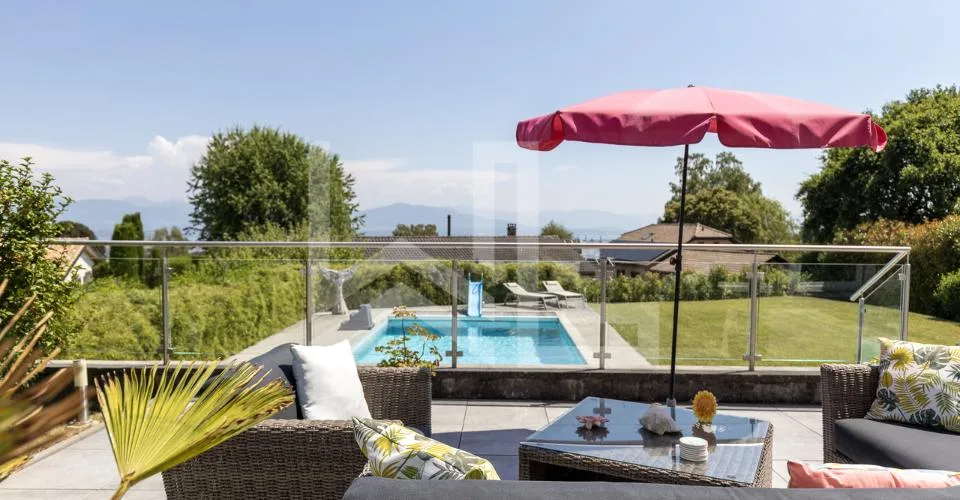 Propriété contemporaine avec vue – Foto 2 von 10