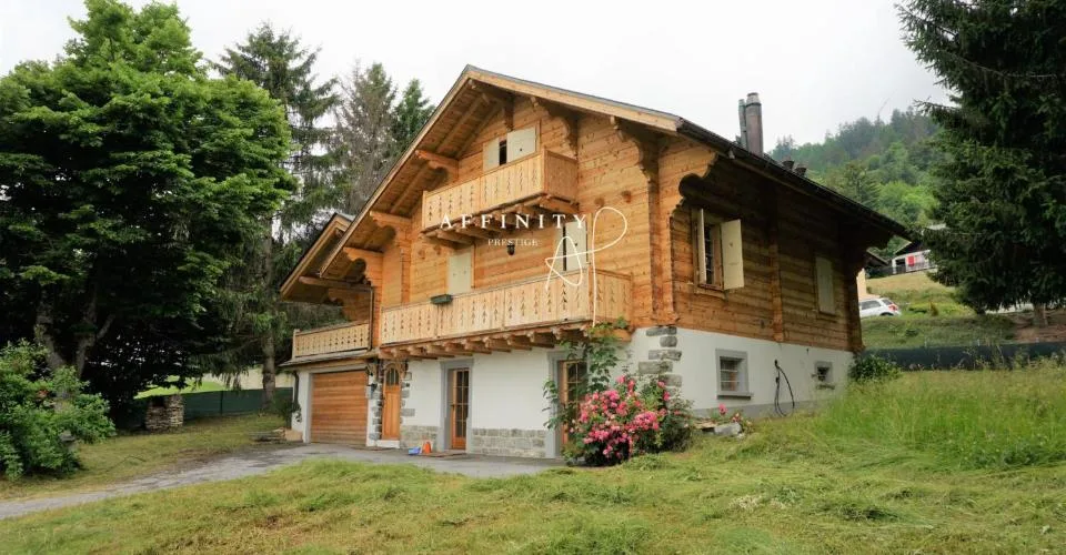 Chalet familial 260 m2 avec un appartement indépendant proche Crans-Montana – photo 2 sur 8