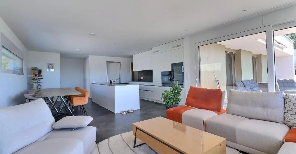 Attico con terrazza e vista panoramica – foto 3 di 13