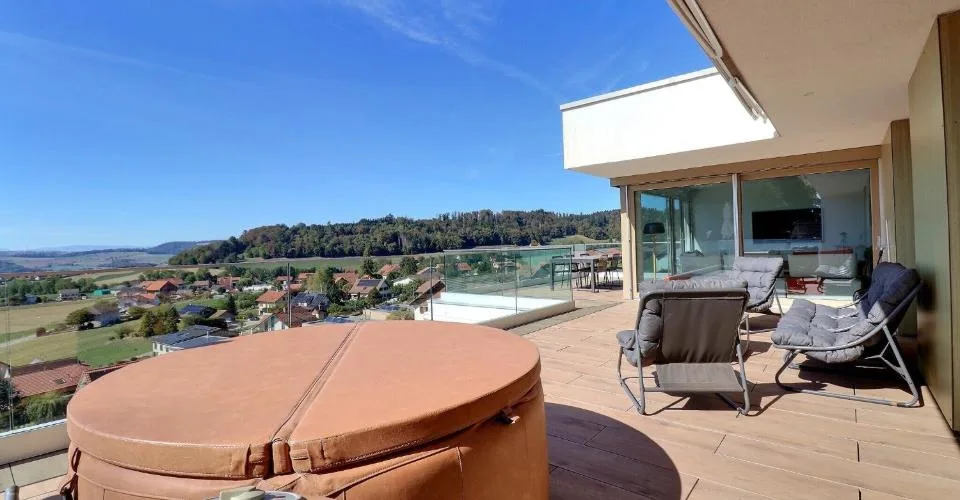 Attico con terrazza e vista panoramica – foto 7 di 13