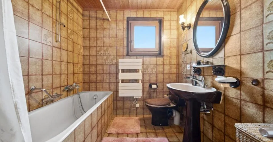 Familienhaus mit 6 Zimmern auf einem großzügigen Grundstück – Foto 12 von 13