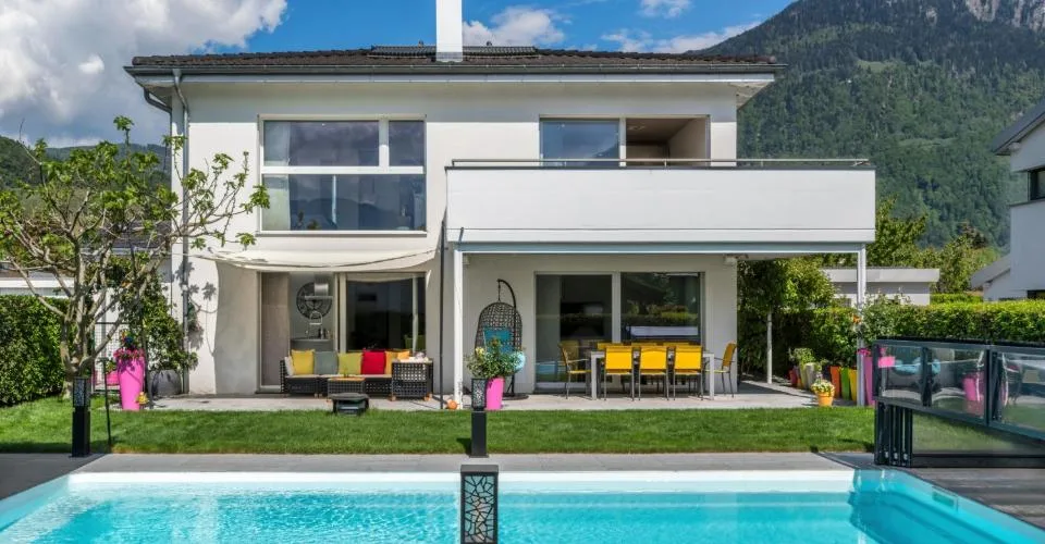 BELLISSIMA CASA INDIVIDUALE CON STUDIO INDIPENDENTE E PISCINA – foto 15 di 26