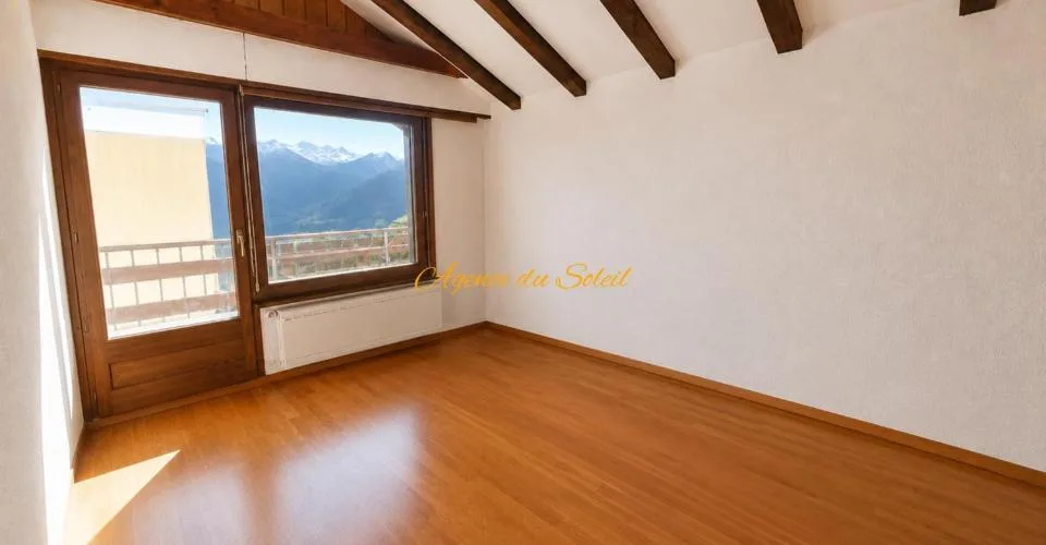 En Exclusivité ! Adorable maison comprenant 2 appartements séparés, à 5 minutes en voiture de Crans-Montana ! – Foto 9 von 27