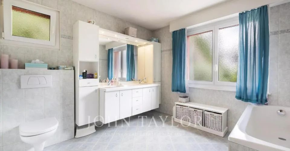 5.5 Zimmer Einfamilienhaus in St-Léonard – Foto 8 von 10