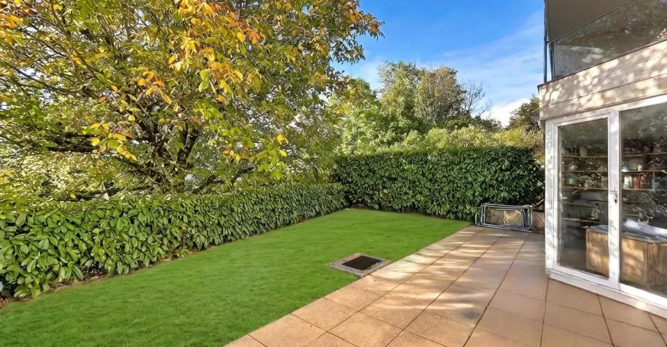 4.5 pièces avec jardin et entrée indépendante – photo 3 sur 10