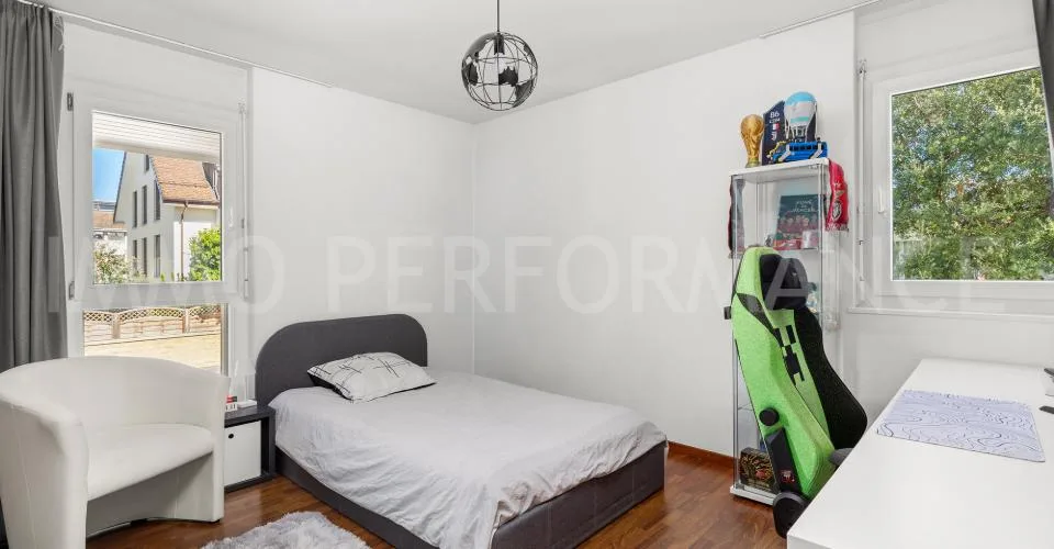 Exklusivität: Helles 5.5-Zimmer-Eckapartment in ruhiger Lage – Foto 10 von 12