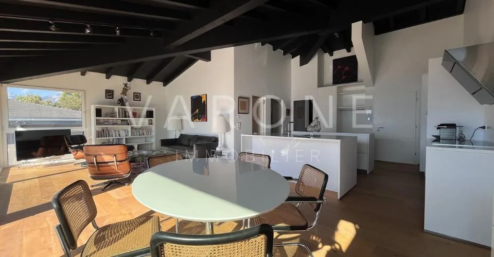 Attique contemporain avec terrasse panoramique – Foto 4 von 13