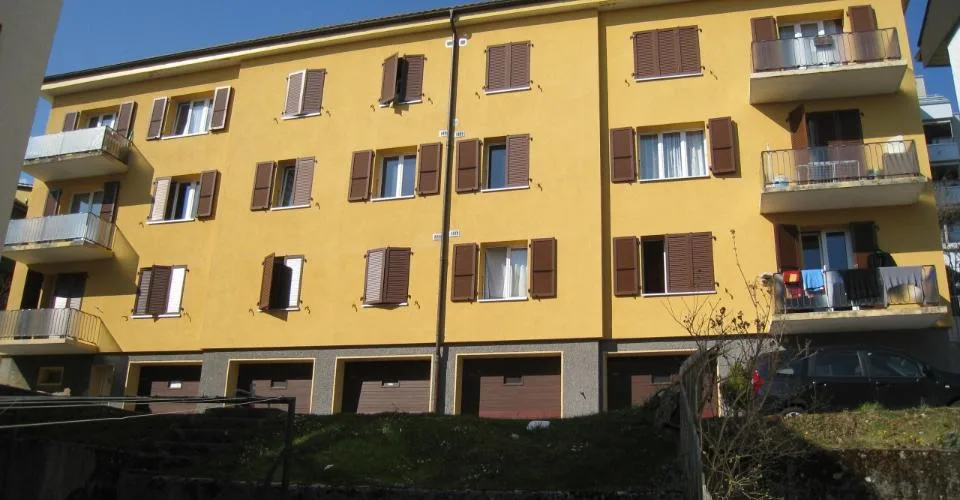 Appartement à Neuchâtel avec vue urbaine – Foto 2 von 9