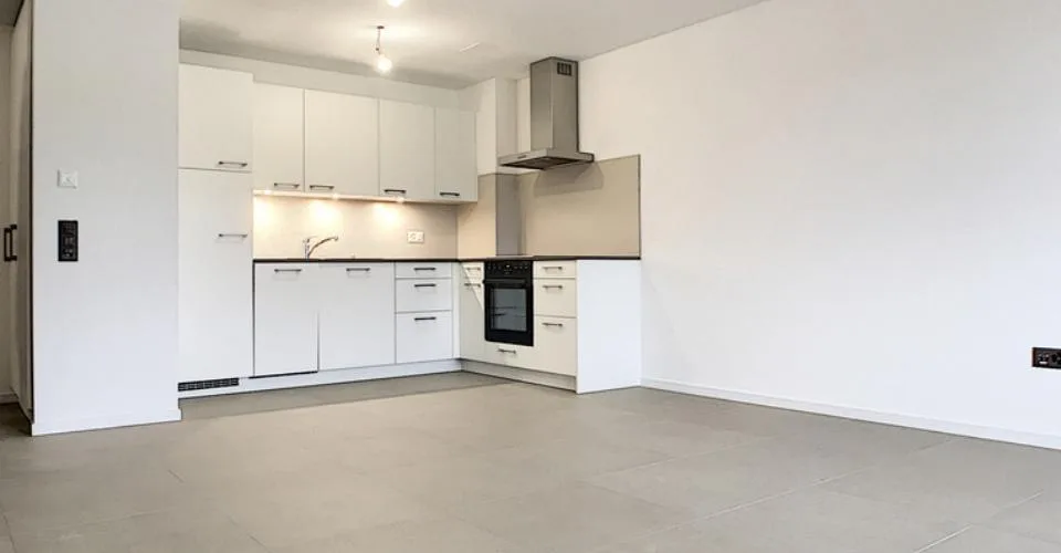Appartement mit 2.5 Zimmern und Balkon – Foto 2 von 10