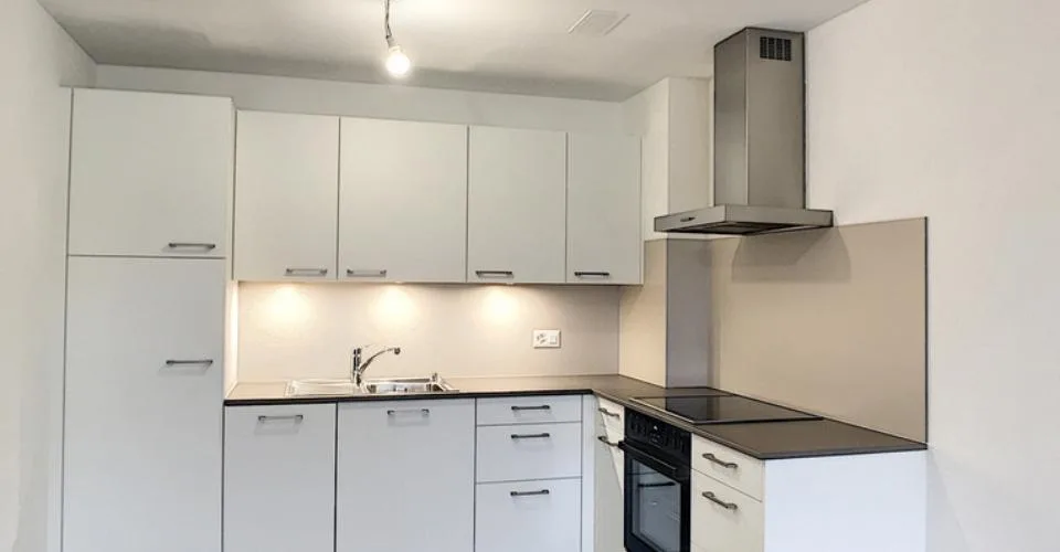 Appartement mit 2.5 Zimmern und Balkon – Foto 6 von 10