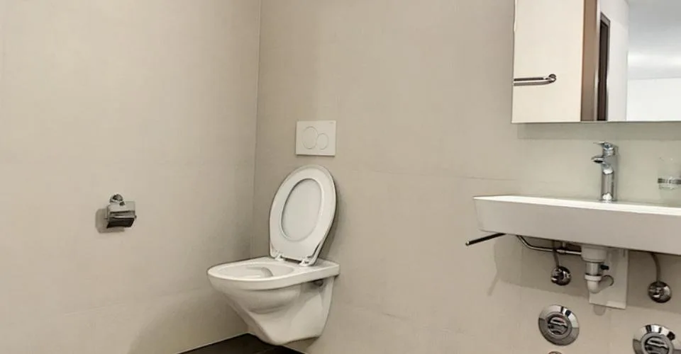 Appartement mit 2.5 Zimmern und Balkon – Foto 4 von 10