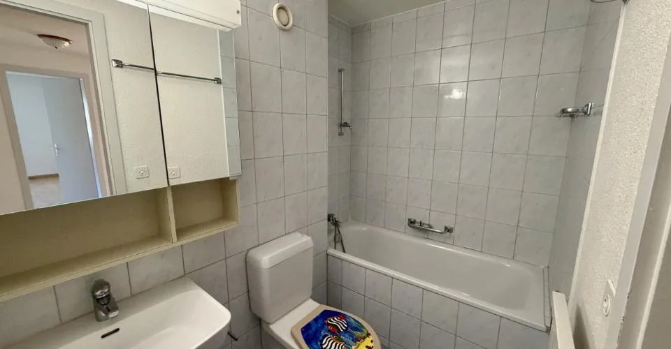 Appartement à Boudry avec vue quartier – Foto 8 von 9