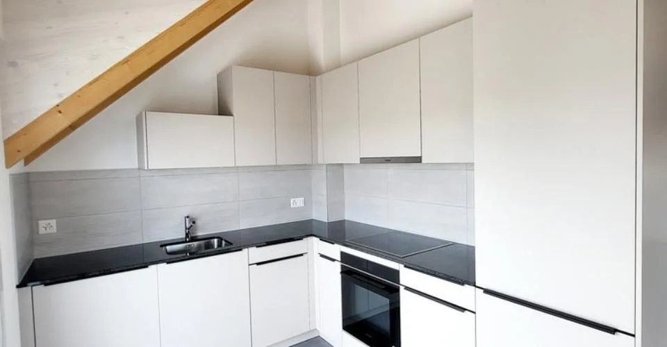 Proche du lac, bel appartement de 2 pièces – Foto 2 von 5