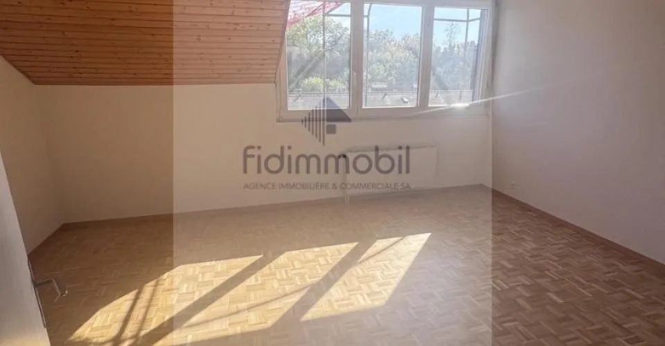 Duplex mit 4.5 Zimmern – Foto 4 von 8