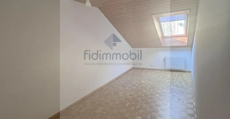 Duplex mit 4.5 Zimmern – Foto 6 von 8