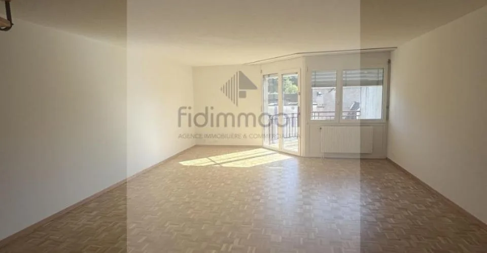 Duplex mit 4.5 Zimmern – Foto 2 von 8