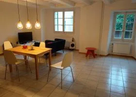 Zweizimmerwohnung mitten im Herzen von Peseux – Foto 3 von 7
