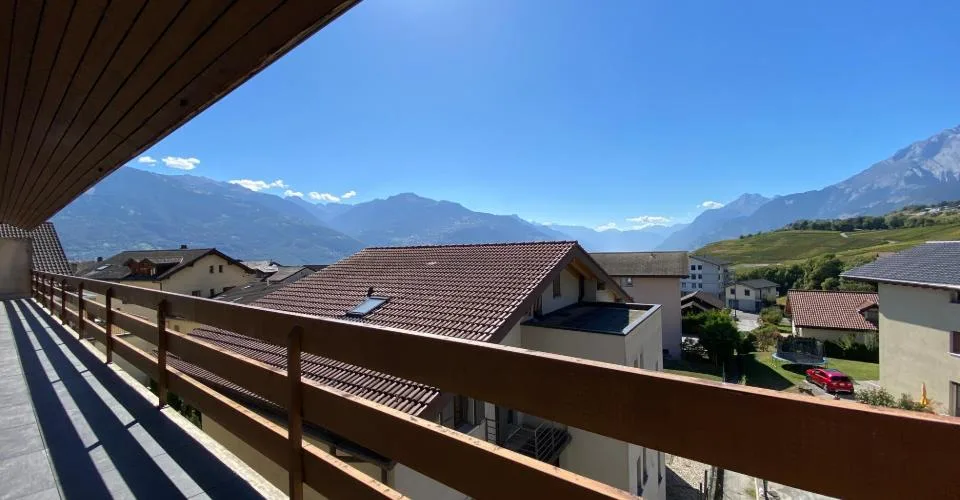Grand 4.5p en attique, avec vue dégagée – foto 11 di 12