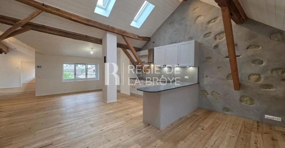 Geräumige 3,5 Zimmer unter dem Dach – Foto 2 von 11