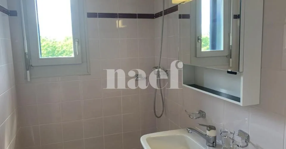 Charmant duplex de 5.5 pièces au 4ème étage avec balcon – Foto 9 von 9