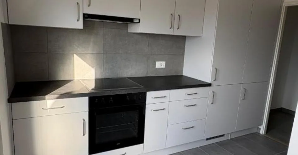 Logement en cours de rénovation – Foto 2 von 3
