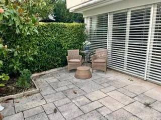 Magnifique appartement meublé de 2,5 pièces avec terrasse face au lac – photo 3 sur 8
