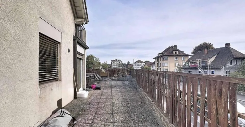Appartement de 2.5 pièces avec une grande terrasse – Foto 6 von 9