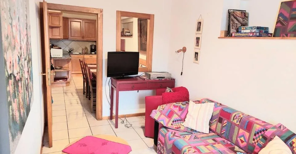 Appartement 3.5 pces à louer à l'année centre station Zampi – photo 3 sur 8