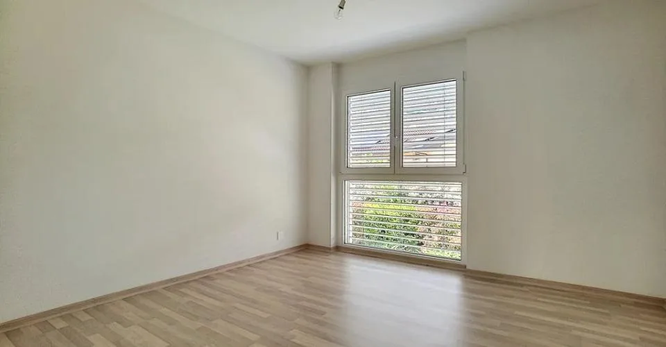 Beau 3.5 pièces moderne à Granges – Foto 6 von 8