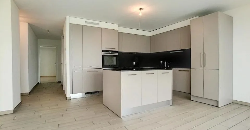 Beau 3.5 pièces moderne à Granges – Foto 2 von 8