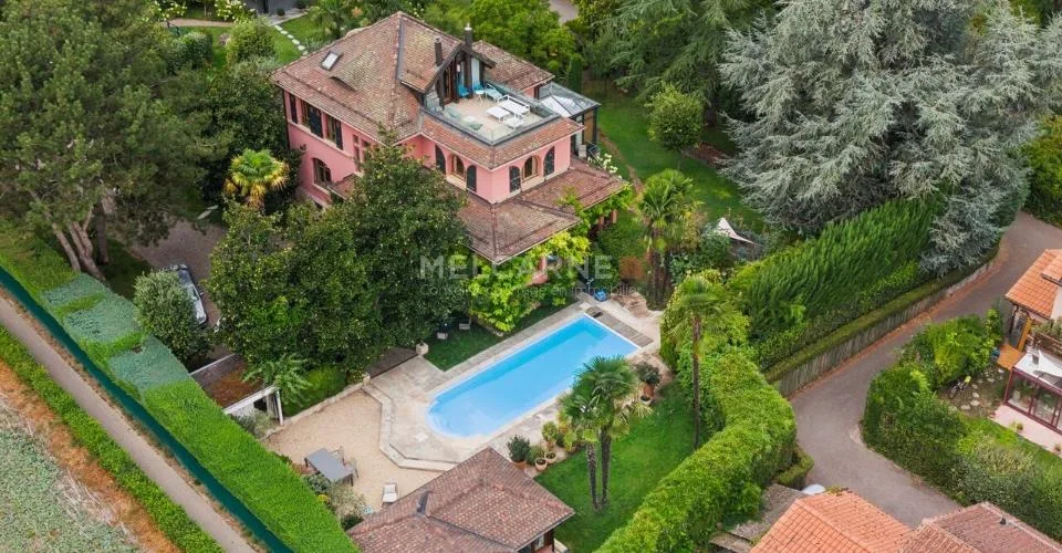Exclusivité - Villa de caractère dans un écrin de verdure à Chambésy – foto 2 di 13