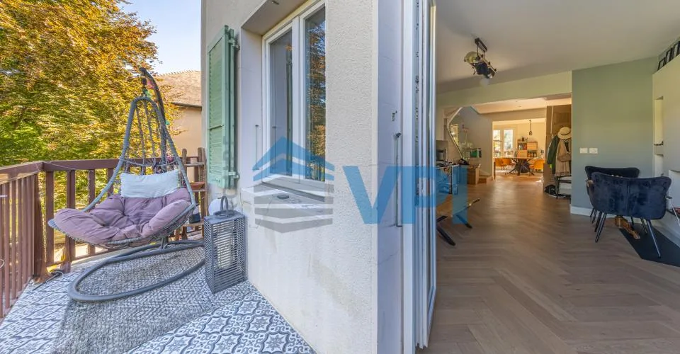 Duplex en attique magnifiquement rénové – Foto 13 von 13