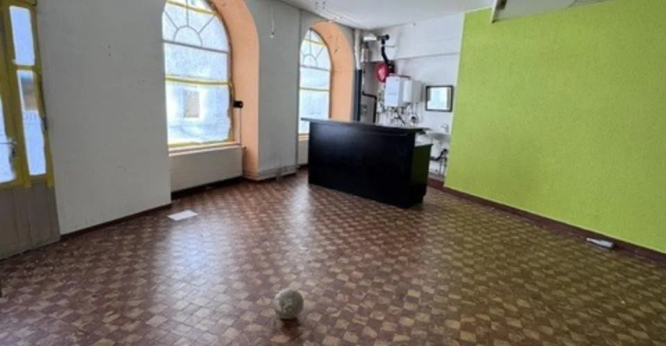 Moudon, à vendre, bâtiment à rénover, 4 étages de 70 m2, centre ville – photo 2 sur 10