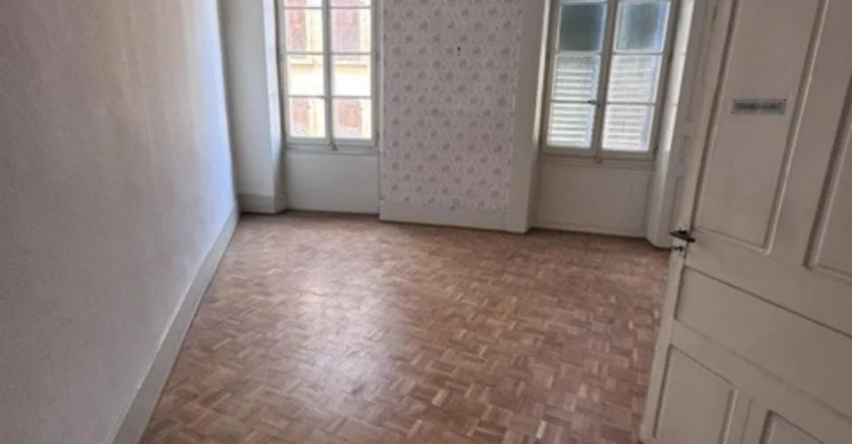 Moudon, à vendre, bâtiment à rénover, 4 étages de 70 m2, centre ville – photo 9 sur 10