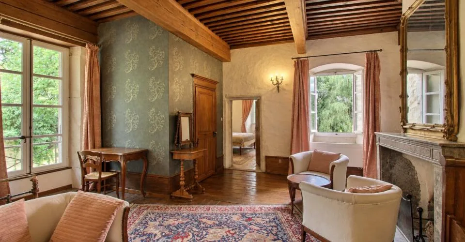 Castello del XII secolo, a 45 minuti da Ginevra – foto 21 di 26