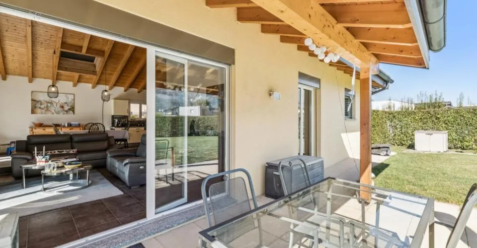 Villa individuelle avec vaste terrain dans un environnement calme – photo 11 sur 13