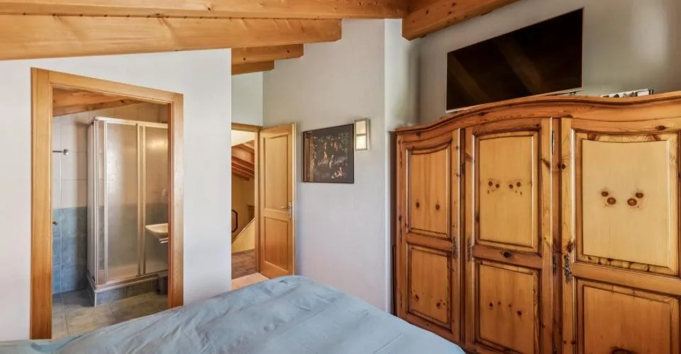 Villa individuelle avec vaste terrain dans un environnement calme – photo 8 sur 13