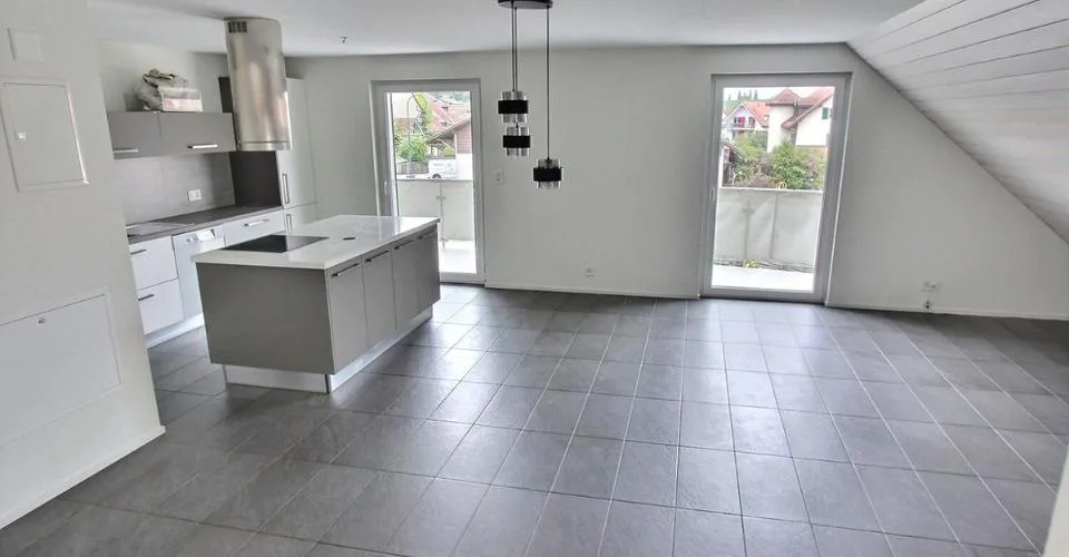 Ampio appartamento duplex di 5,5 locali – foto 4 di 7
