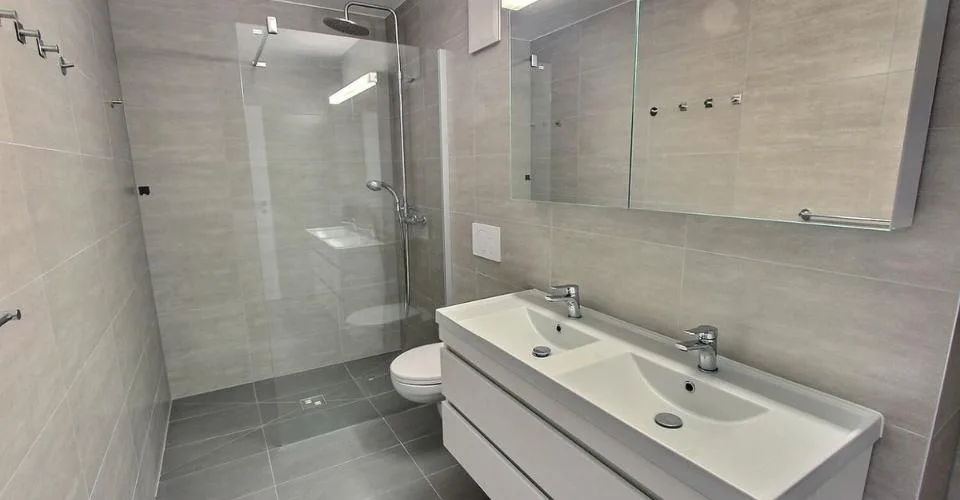 Ampio appartamento duplex di 5,5 locali – foto 7 di 7