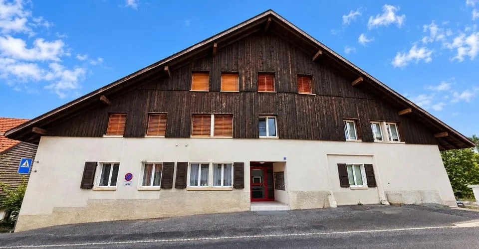 Grand studio de 35 m² avec place de parc extérieure – photo 7 of 7