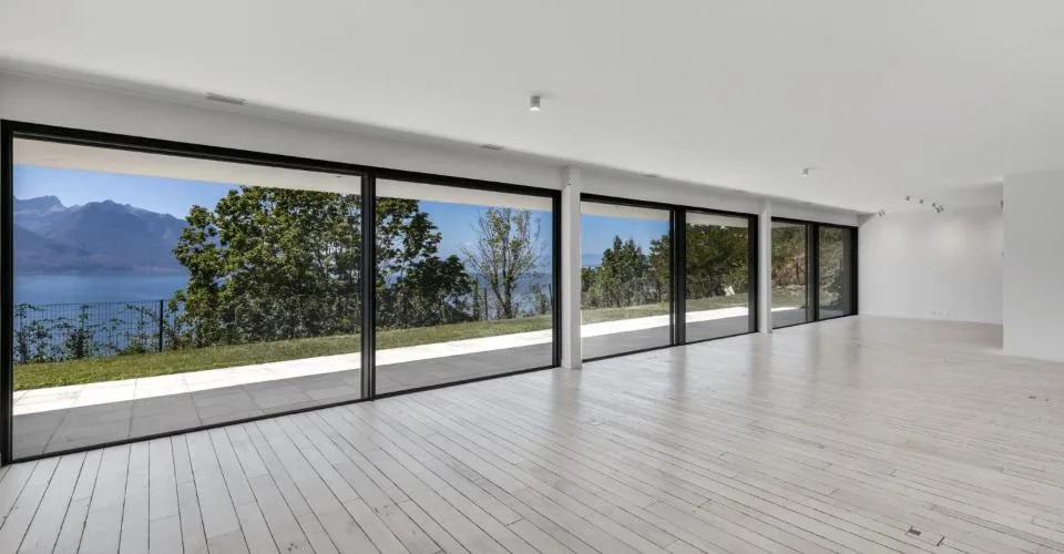 Superbe duplex de 5,5 pièces surplombant le bassin lémanique – Foto 5 von 13