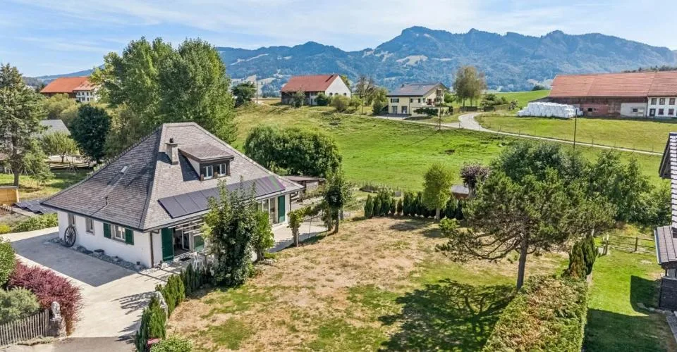 Propriété individuelle en bordure de ruisseau – Foto 4 von 8